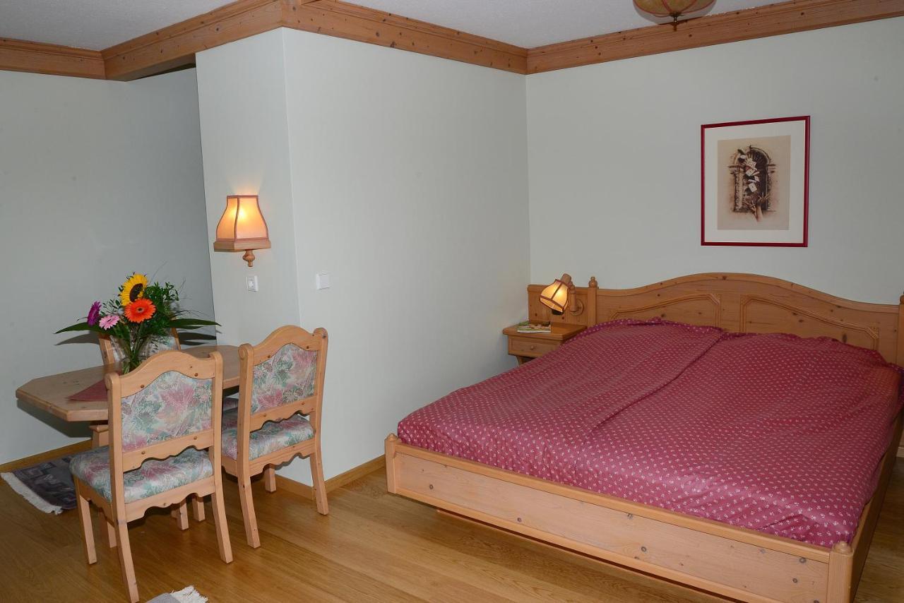 Residence Am Weinberg / Travellers Hotelbetriebs Gmbh Sasbachwalden Buitenkant foto